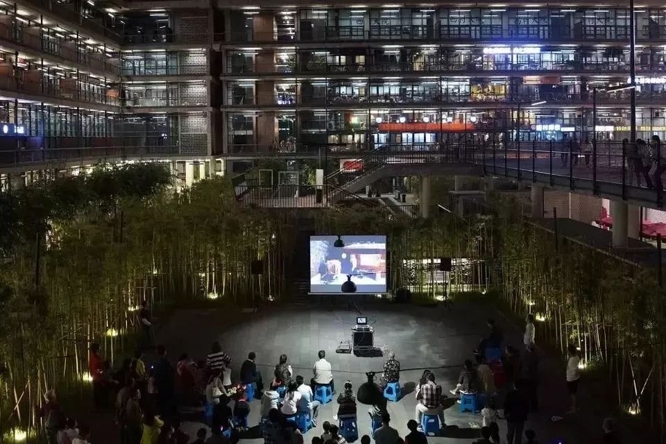 地铁特有的隐藏地图,地铁里的神秘地图