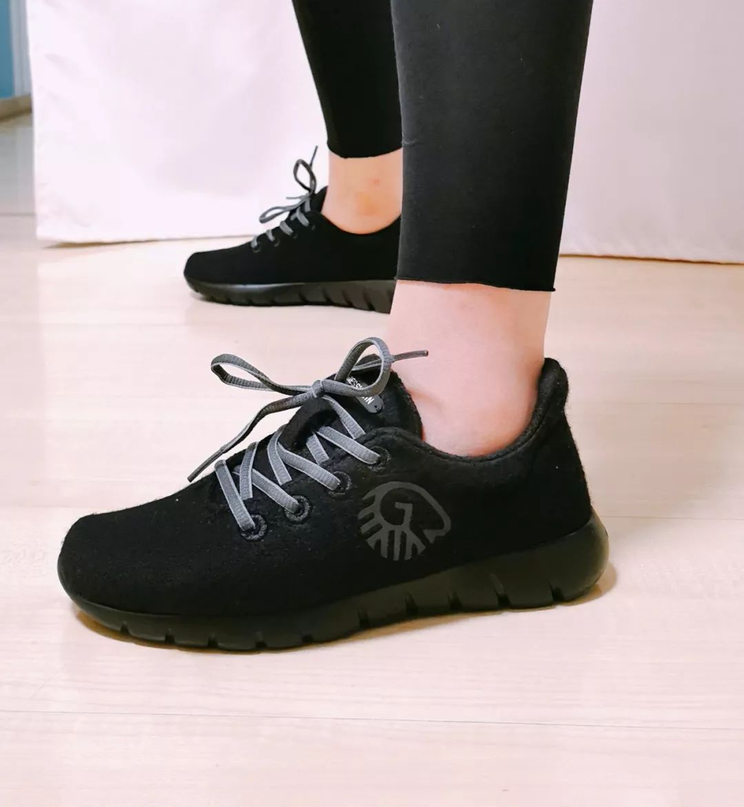 我穿过最轻的运动鞋