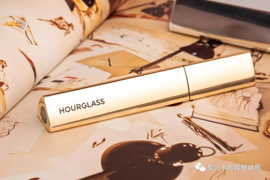 新手化妆必买的十个单品,好用的日常化妆单品推荐