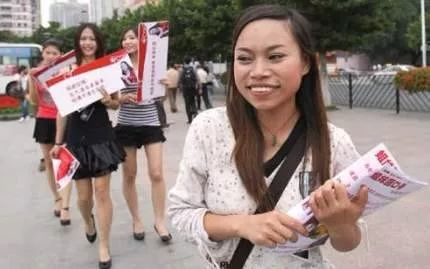 从“安妮宝贝”到“李佳琦”：一文读懂互联网25年，“网红”炼成记和捞金术