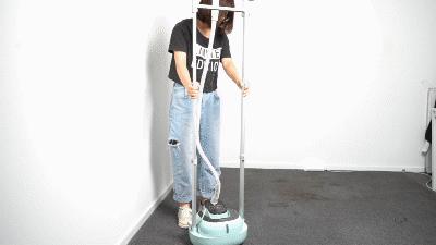 换季衣服皱巴怎么办？能够折叠的手持挂烫机1分钟熨平旧衣，一机两用，连除螨仪都省了