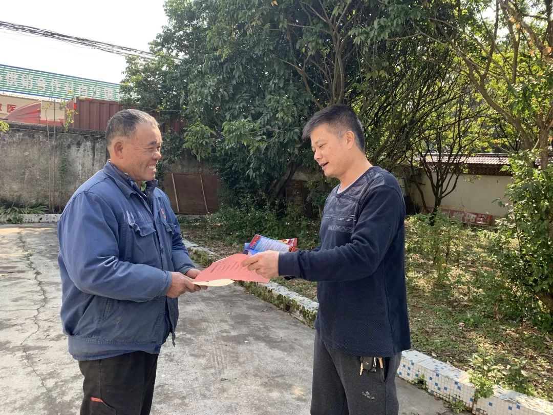 脱贫攻坚一个都不能少宣传片,脱贫路上一个都不能少原话