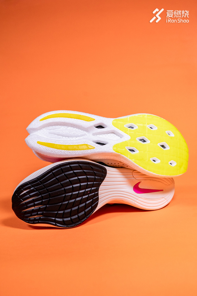 李宁马拉松专业跑鞋推荐飞电跑鞋,李宁竞速跑鞋哪个系列最好