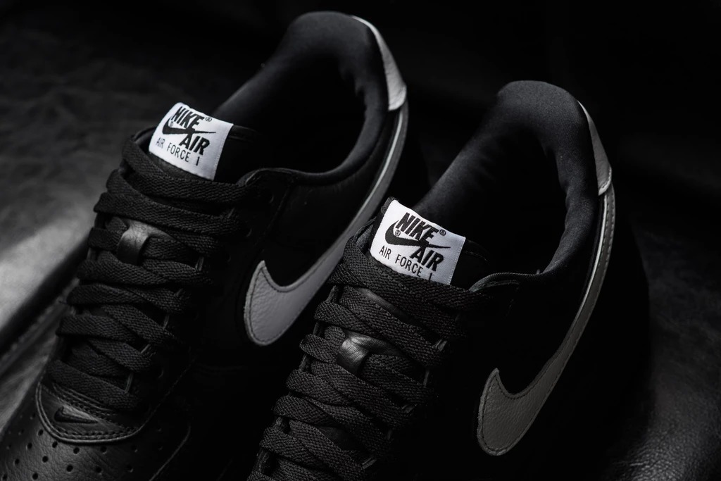 airforce1纯白脏一点穿更好看,airforce1解构黑色2018