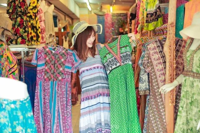 泰国曼谷旅游买青草膏,去泰国旅游带回的青草膏是真的吗