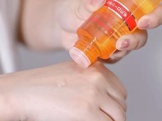 拼团丨拿它擦擦脸，毛孔立即收缩、黑头也开始溶解