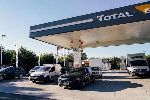 法国自驾游详细攻略,法国自驾全攻略