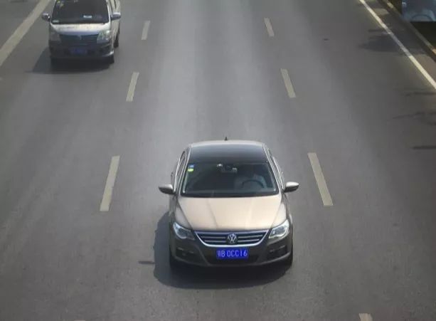 黄石严查违停车,今日黄石违章车辆名单