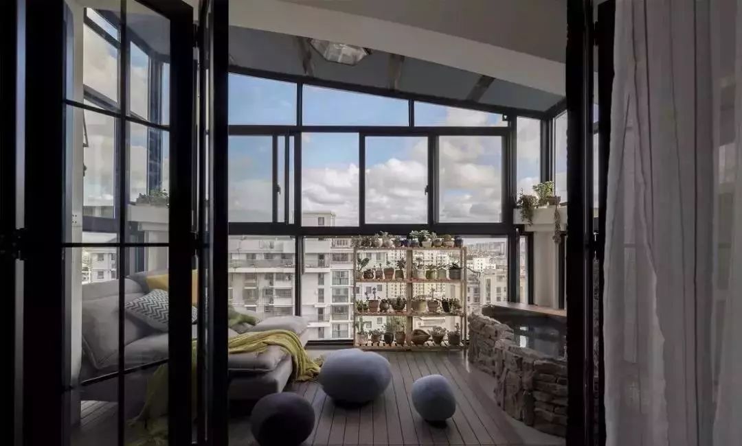 「素材」45款高级黑的「门框」案例分享！「334期」