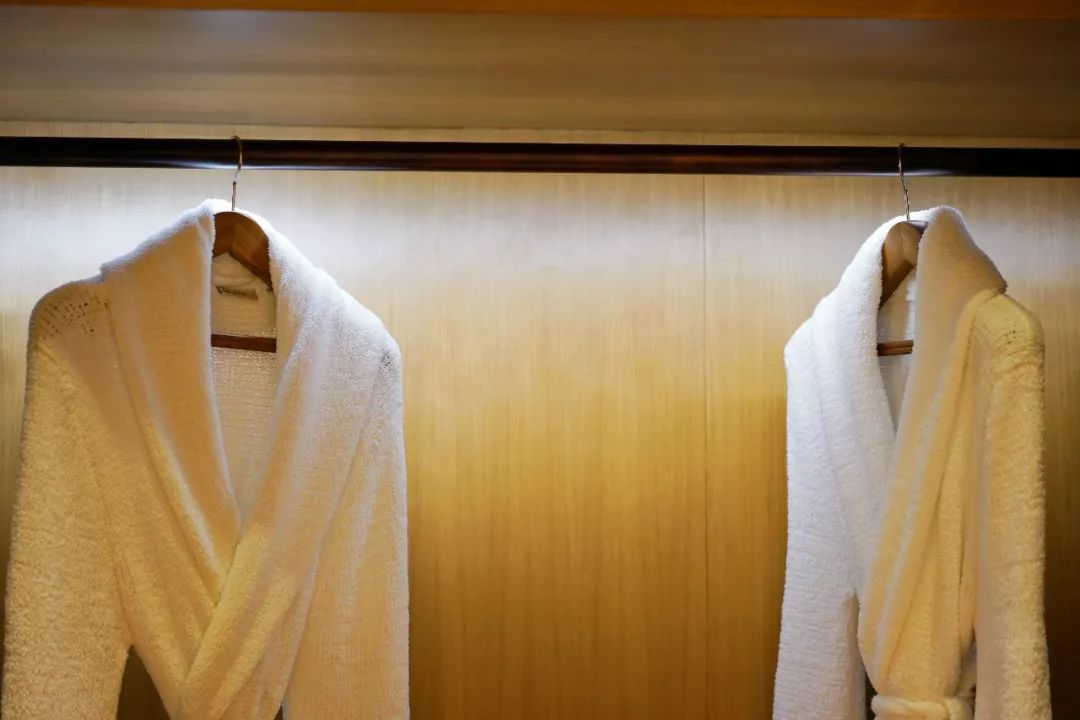 花5000多住迪士尼酒店,花5000住酒店什么体验