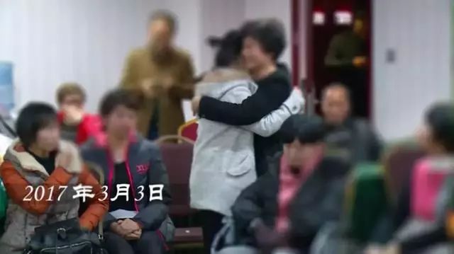 20岁女子罕见怪病一夜变老,22岁女子患罕见怪病