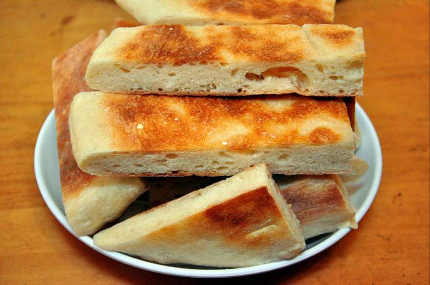 烙饼起层的秘诀简单又柔软,教你一招做的烙饼又软又香还出层