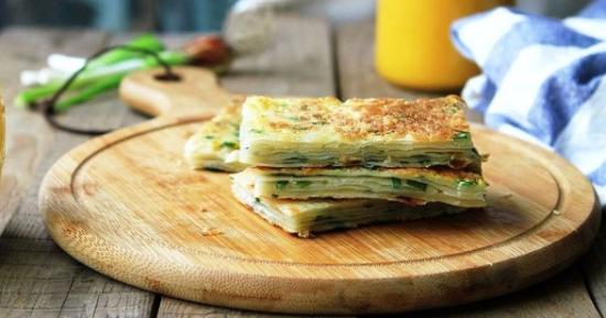 烙饼起层的秘诀简单又柔软,教你一招做的烙饼又软又香还出层