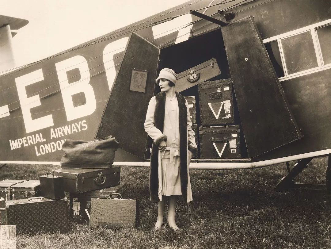 lv旅行箱真的太美了,lv旅行箱全套