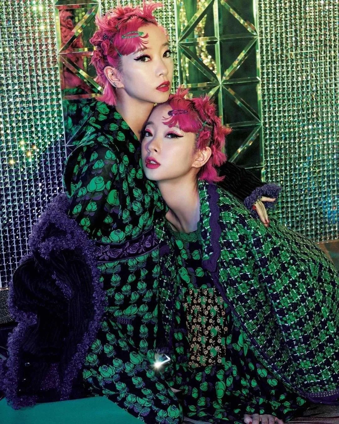 fashion风格穿搭,今年最时髦的4件小香风穿搭