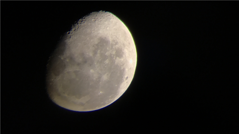 开箱299元天文望远镜看月亮,望远镜推荐性价比高看月亮