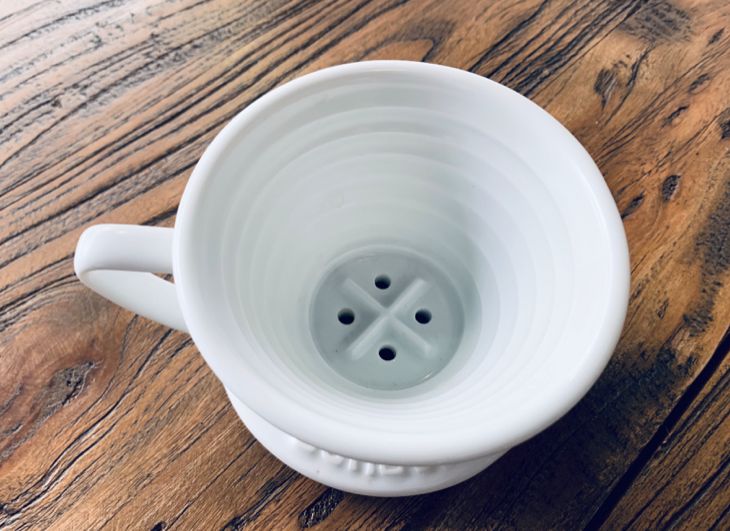 手冲咖啡大滤杯小滤杯区别,手冲咖啡滤杯底部咖啡粉冲不上来