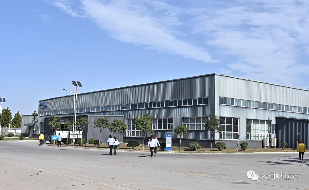 独家回应！深圳比克引发A股“连环雷”，实探郑州工厂|极刻