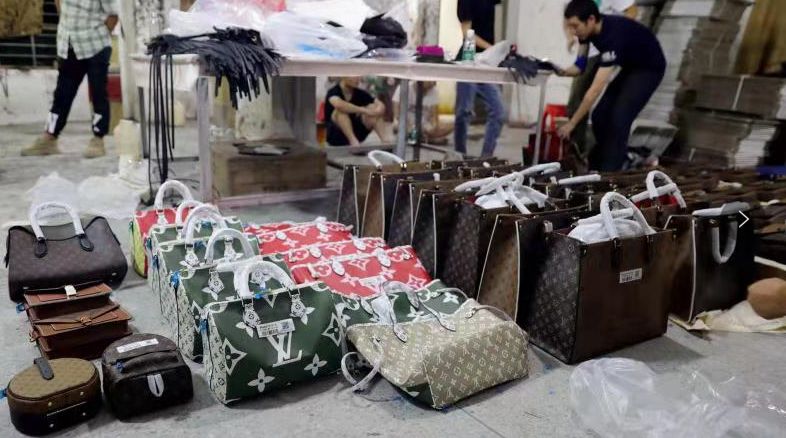 lv假货造假案涉案18亿,在迪拜买lv是真的吗