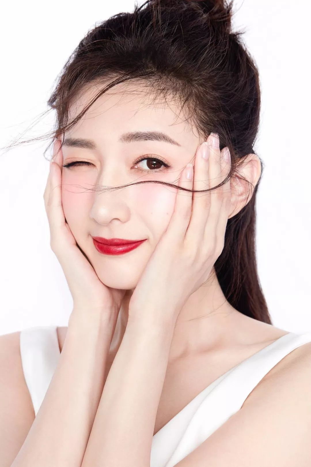 打破秋冬沉闷感单品,秋冬拒绝臃肿沉闷