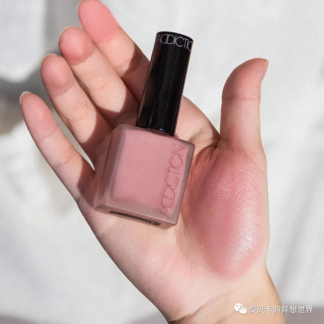 打破秋冬沉闷感单品,秋冬拒绝臃肿沉闷