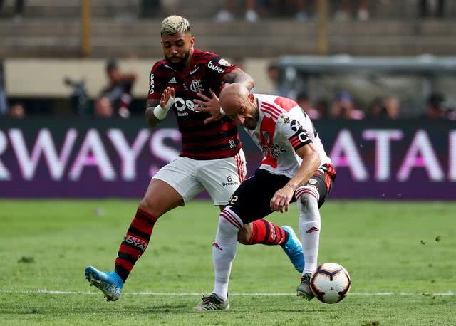 年初十名球员葬身火海、年末队史首夺双冠，弗拉门戈下个目标是签内马尔