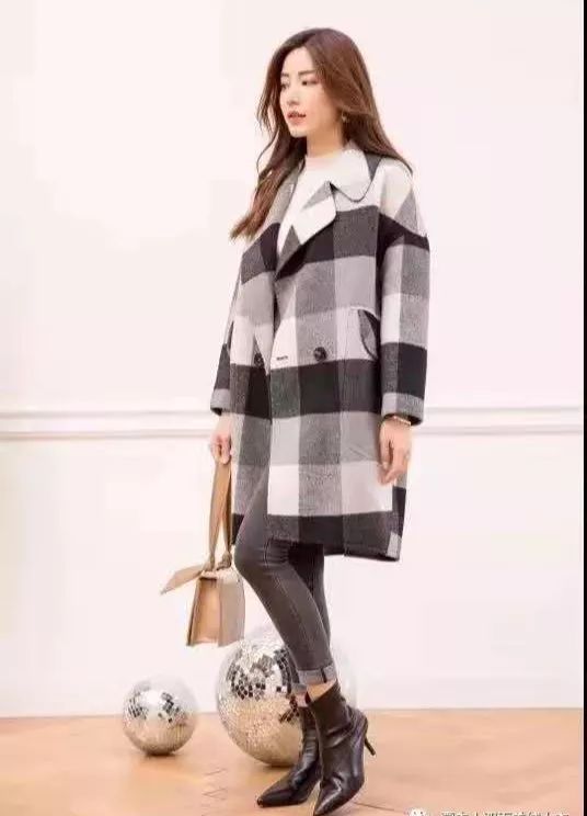 紧急通知：佛山顺德超大型羊绒大衣厂家仓库搬迁，全场50元—299元/件封顶，清仓大甩卖，限时抢购，12月7号开仓