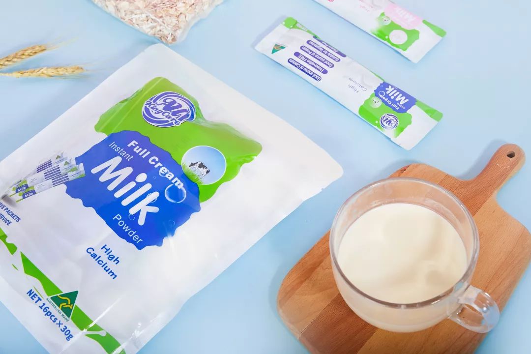 中老年补钙喝奶粉好还是牛奶好,补钙先还是补蛋白质先