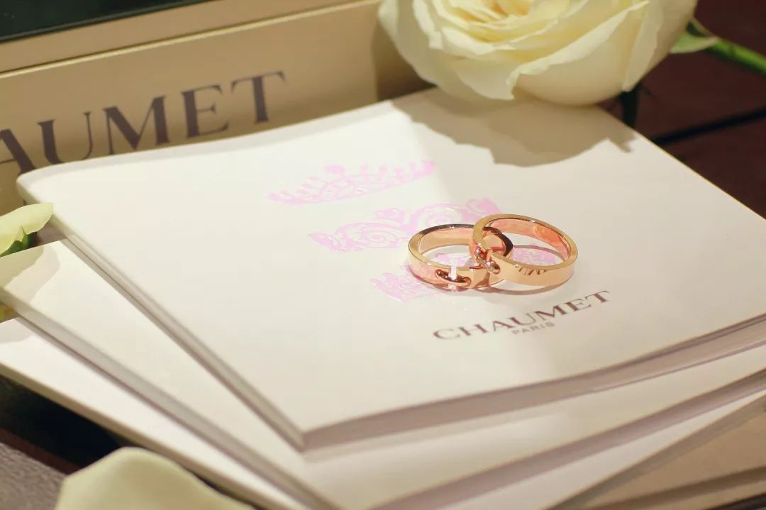 2020年是个特殊的情人节,特殊的情人节我们一起度过