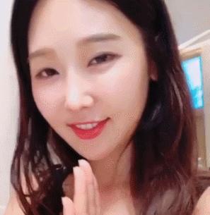 “韩国第一美魔女”私照曝光！51岁凭初恋脸狂吸680万人围观：原来男神都喜欢这样的？