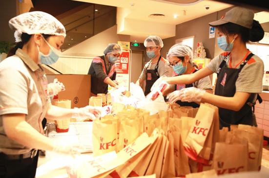 肯德基疫情餐,肯德基给疫情一线工作者送餐