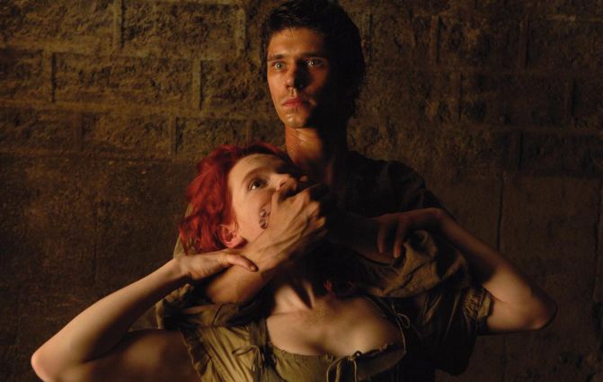 满屏欲望，这部高分神作也太敢了