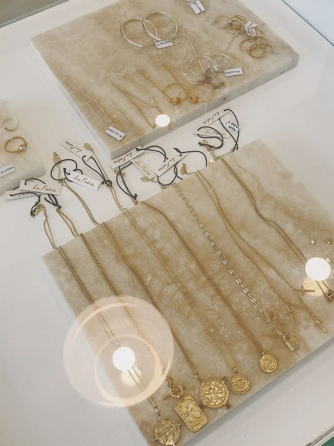 巴厘岛哪里买衣服好看女生,巴厘岛哪里能够买到便宜的衣服