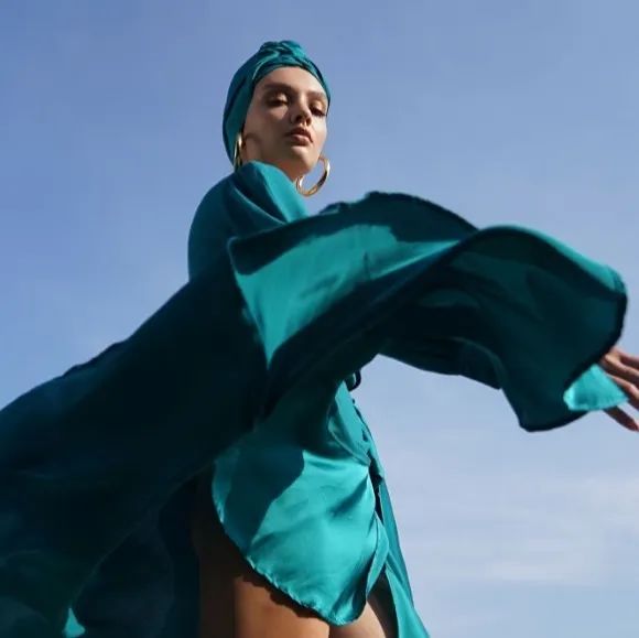 巴厘岛哪里买衣服好看女生,巴厘岛哪里能够买到便宜的衣服