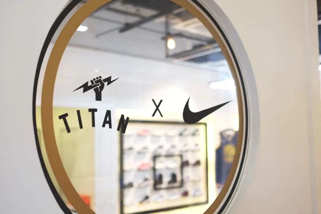 泡菲律宾火辣女孩、上身菲律宾牌子RHUDE是每一个潮人的幻想吧？