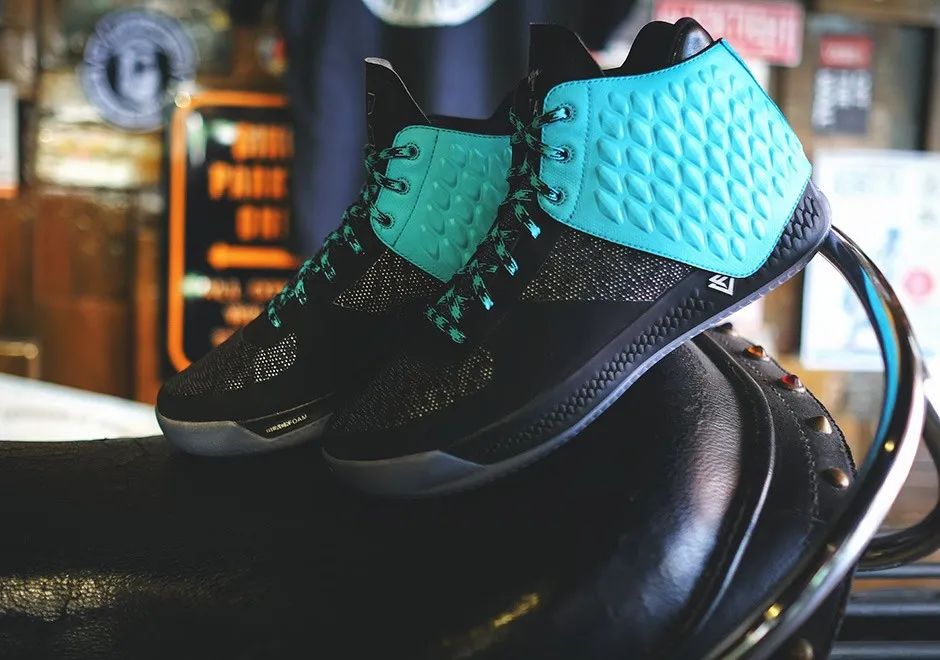 泡菲律宾火辣女孩、上身菲律宾牌子RHUDE是每一个潮人的幻想吧？