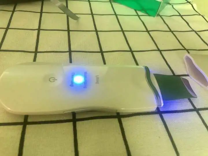 去除鼻子黑头视频大全,如何去除鼻子上的黑头12岁孩子