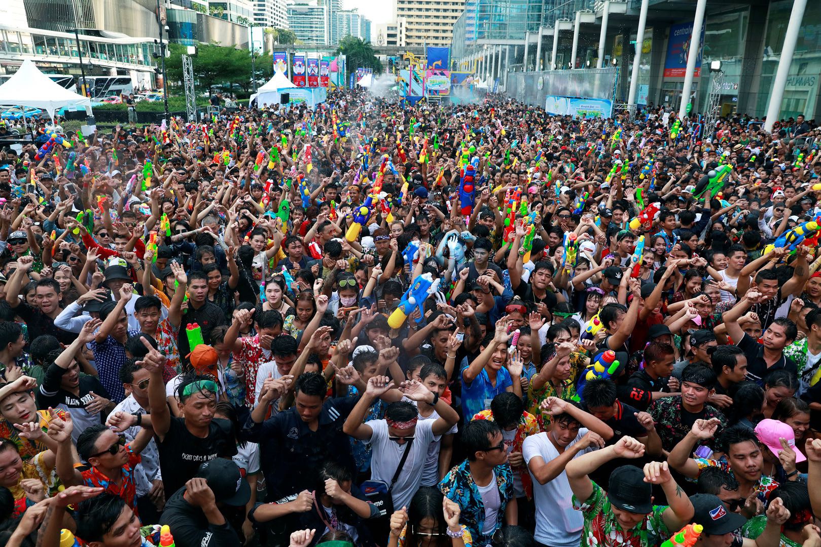 什么叫云上泼水节和线上泼水节,2018年云南泼水节各地时间最全版