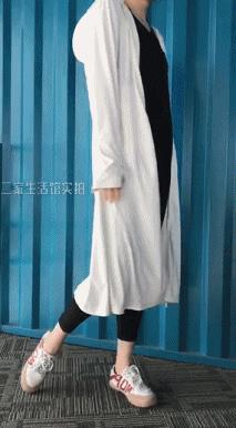 我要疯了！这件丑衣服，一穿就脱不下来