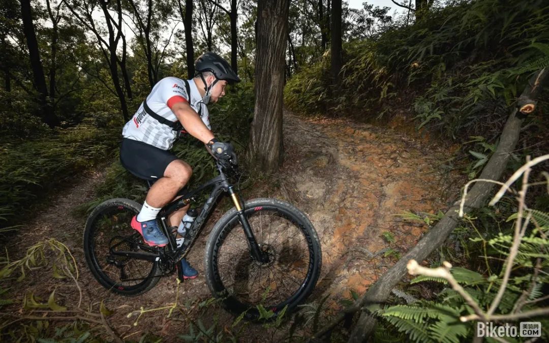 xc竞赛山地车2018年春季出级,竞赛级xc山地车与进阶山地车区别