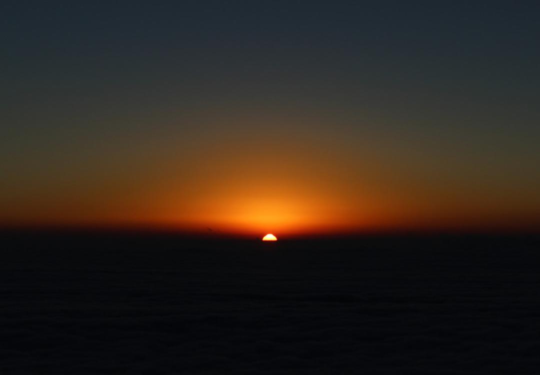 段永平再投拼多多,段永平打高尔夫