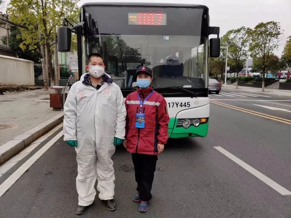 76天的谎言，一双40码运动鞋……看武汉公交青年的战疫故事