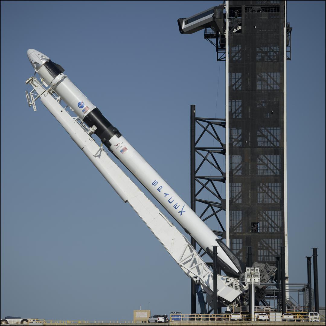 马斯克spacex火箭回收是载人嘛,马斯克称spacex星际飞船或将首飞
