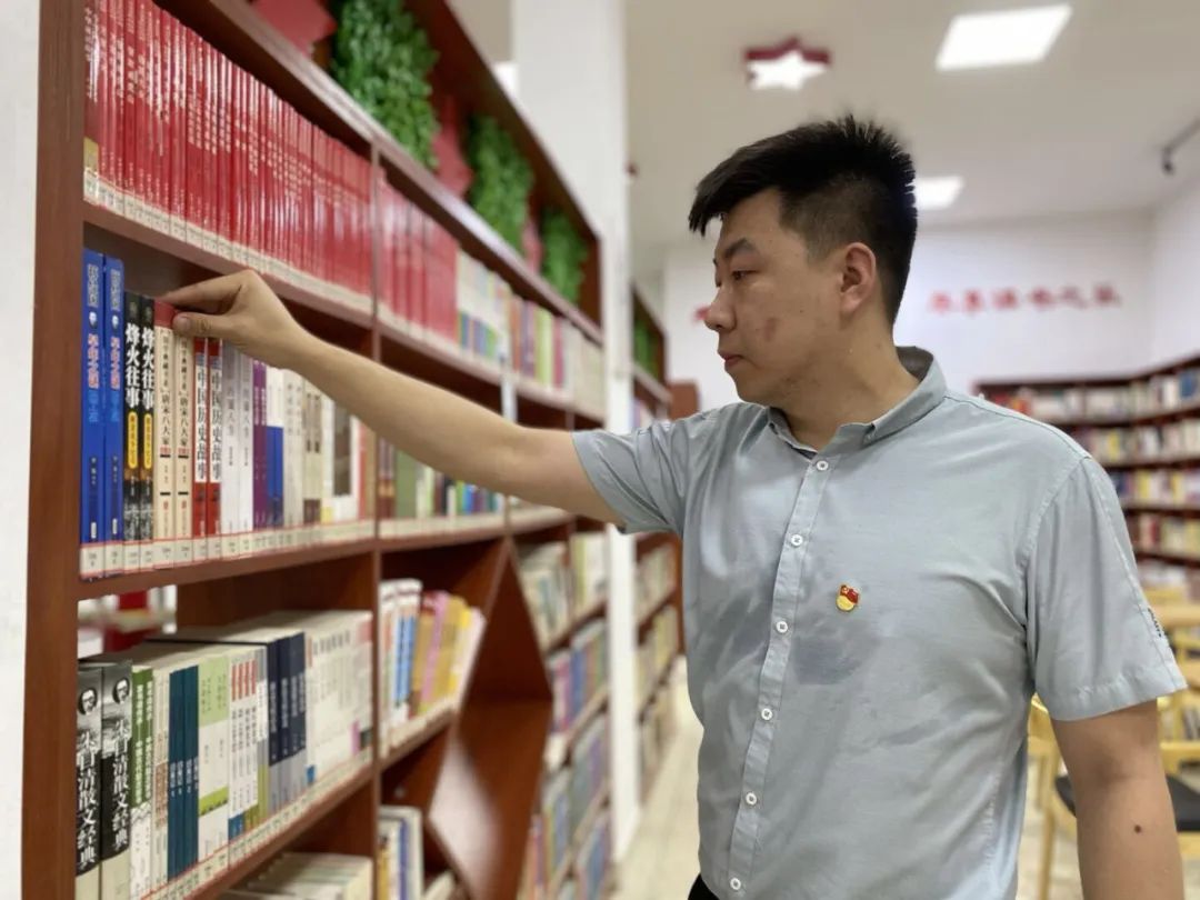 风采|郭纯宇：从世界冠军到“带货书记”