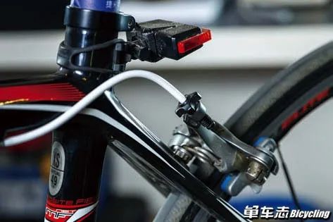 什么时候换刹车线,全刹变速线和刹车线多久一换