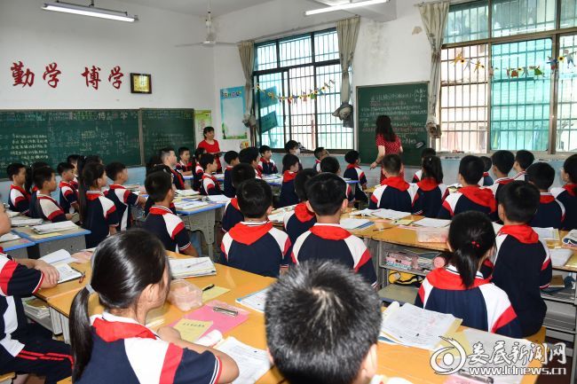 喜看课改花正艳——双峰县三立学校课改纪实