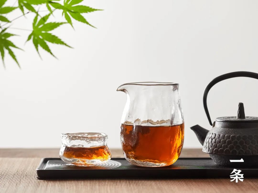 陈年古董普洱茶,普洱生茶老古董茶