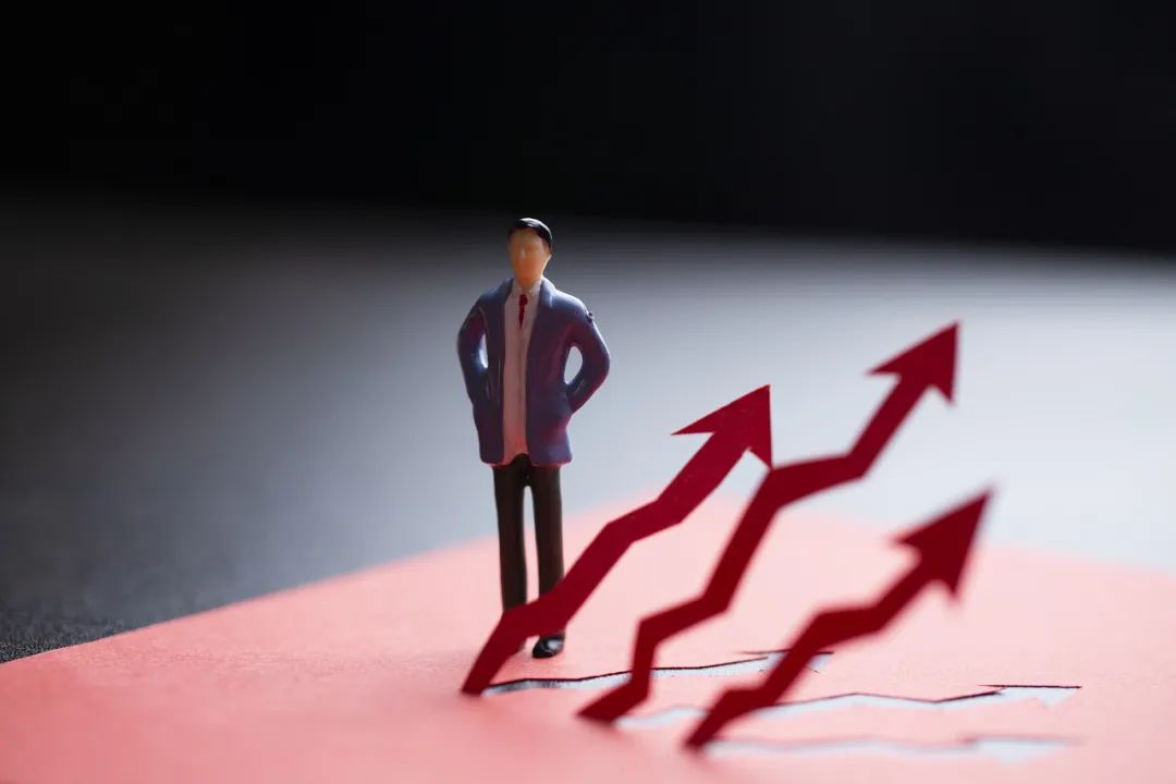 2015的股市到底疯狂到什么样子,股市最疯狂的是哪一年