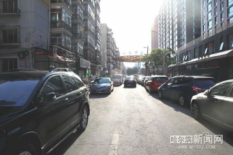 交警整治违停车,哈市违停处罚