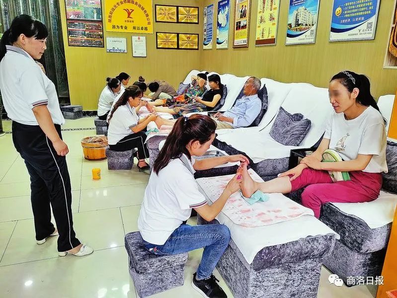 「商洛人」修脚女也有大梦想